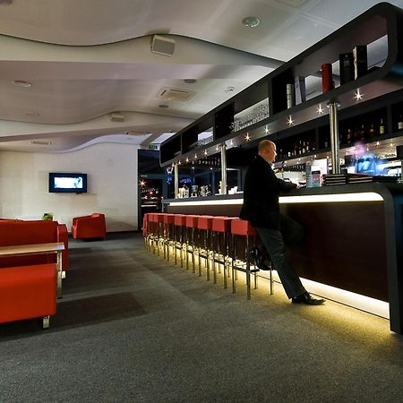 Hotel Poznanski A2 Luboń Exteriör bild