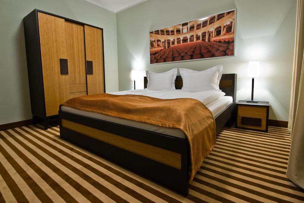 Hotel Poznanski A2 Luboń Exteriör bild